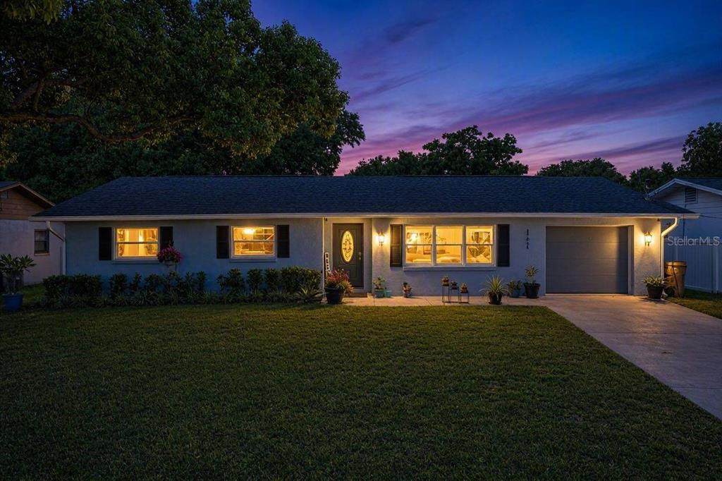 27821 Lois Drive - Photo 1