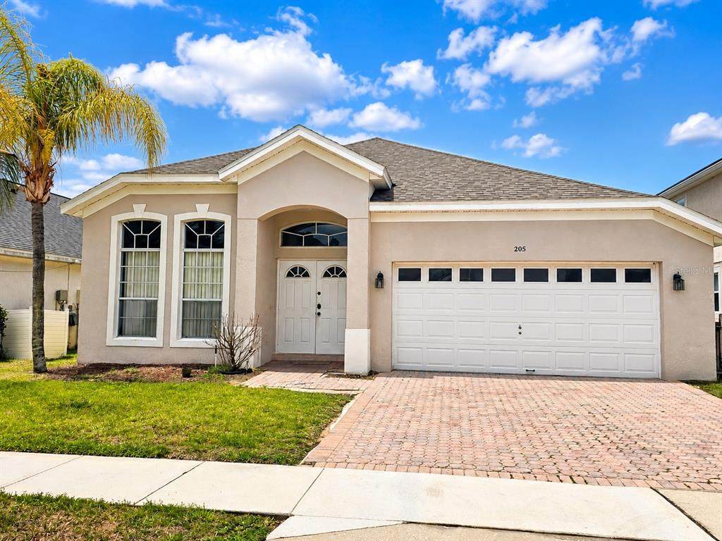205 Gleneagles Drive - Photo 1