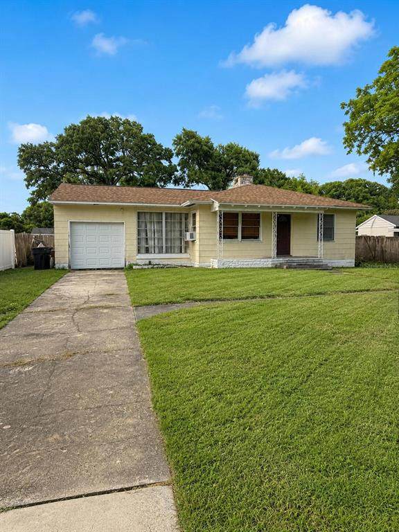1370 Admiral Woodson Lane - Photo 1