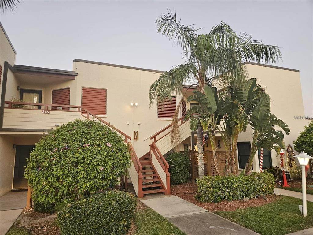 314 Spring Lakes Boulevard - Photo 1