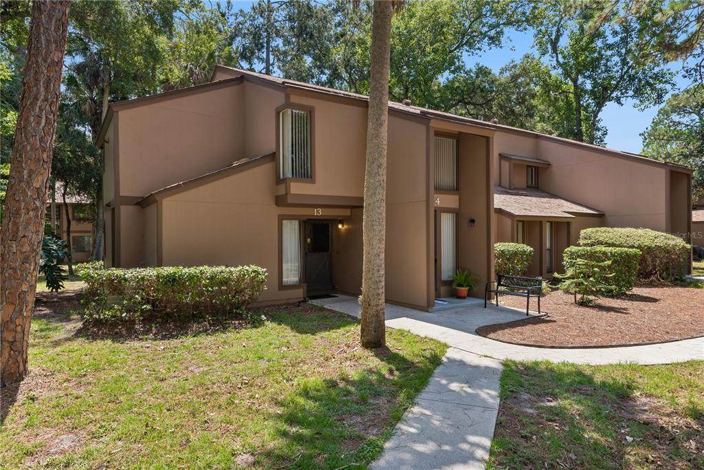 13 Pinehurst Place - Photo 1