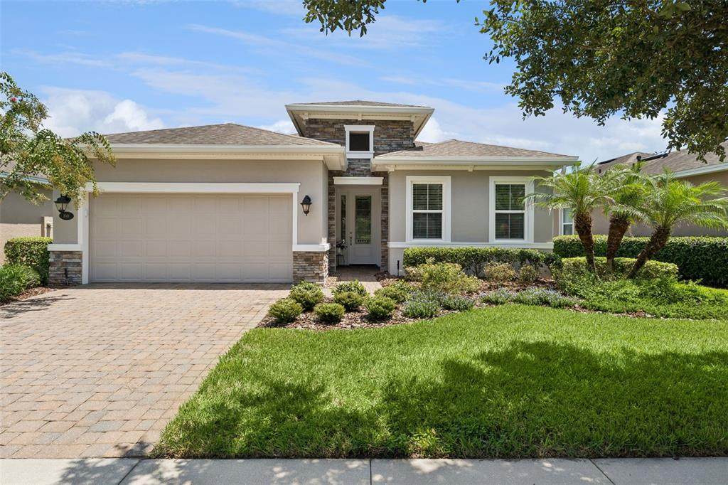 1649 Victoria Gardens Drive - Photo 1
