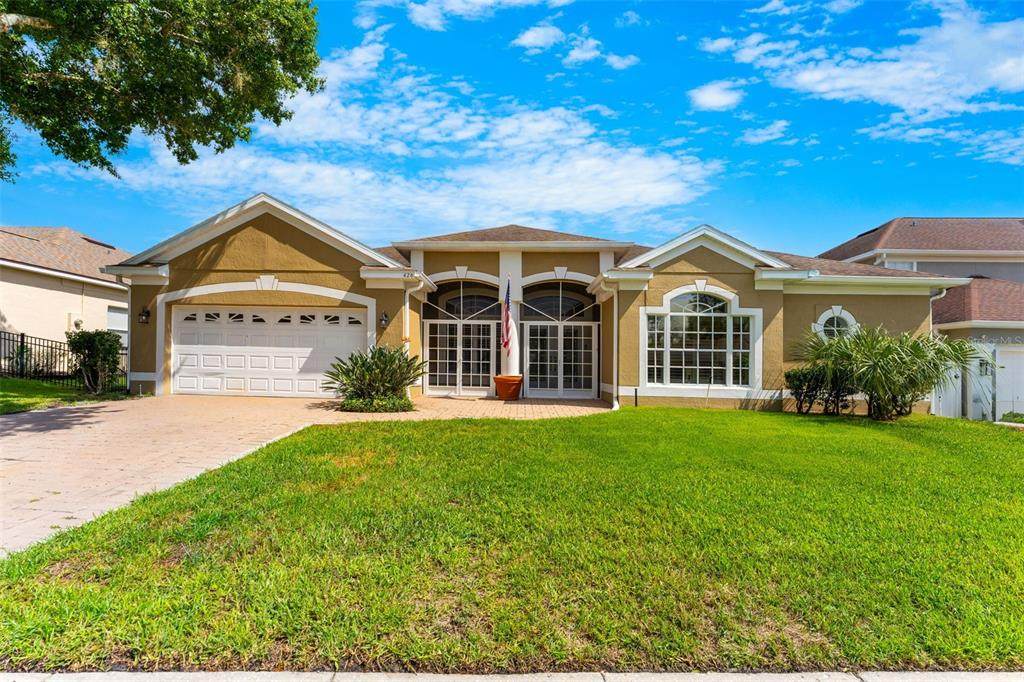 426 Palm Crest Lane - Photo 1