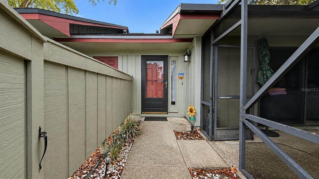 3914 Cinnamon Tree Circle - Photo 1