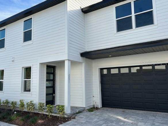 2051 Peel Avenue - Photo 1