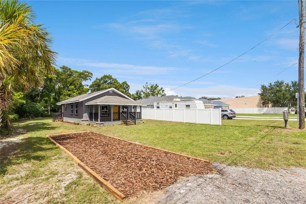 512 Bennett Street - Photo 1