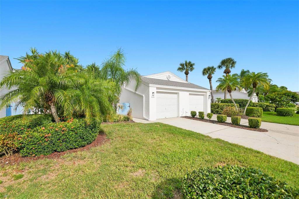 825 Waterside Lane - Photo 1
