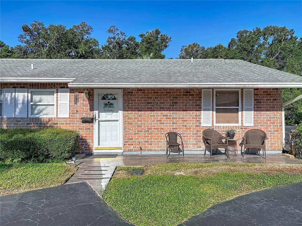 1 Fairway Court - Photo 1