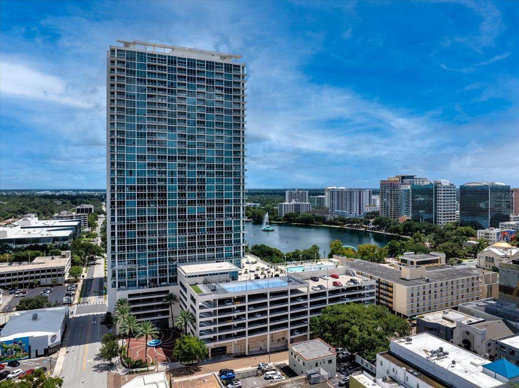 150 Robinson Street - Photo 1