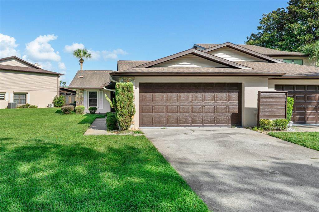107 Deer Lake Circle - Photo 1