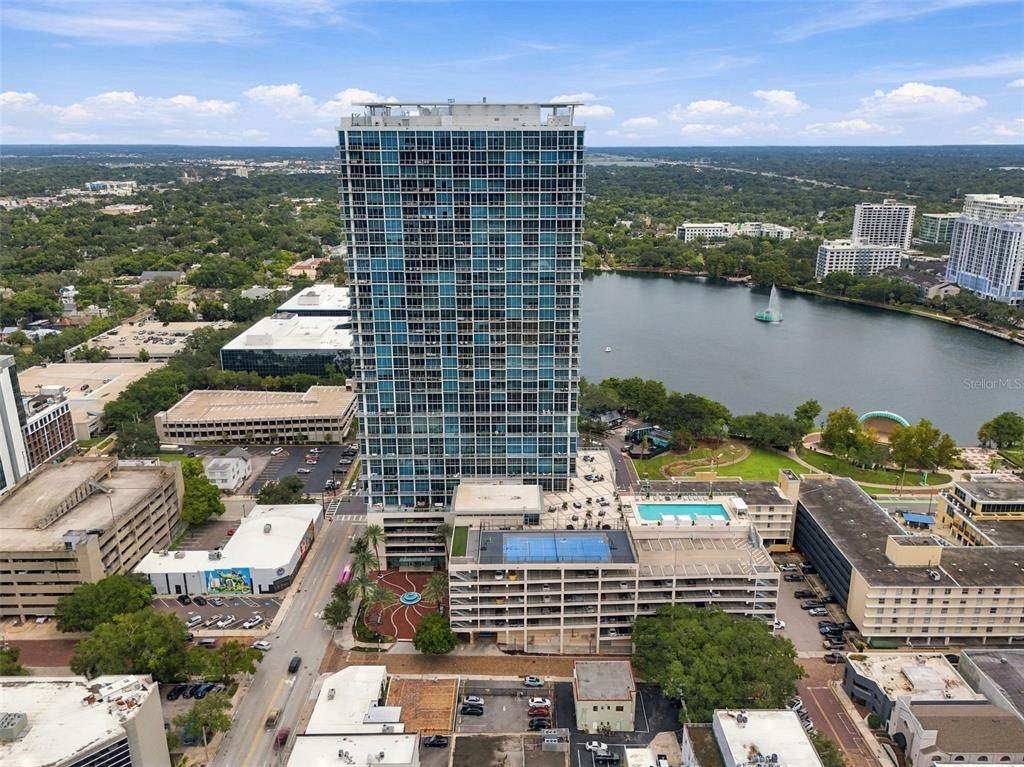 150 Robinson Street - Photo 1