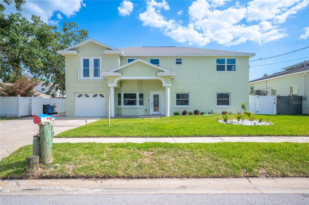 8704 Bay Crest Lane - Photo 1