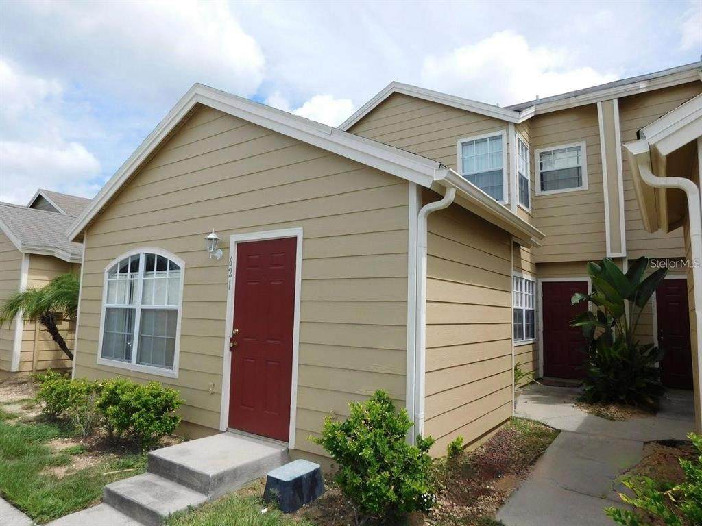 621 Washington Palm Loop - Photo 1