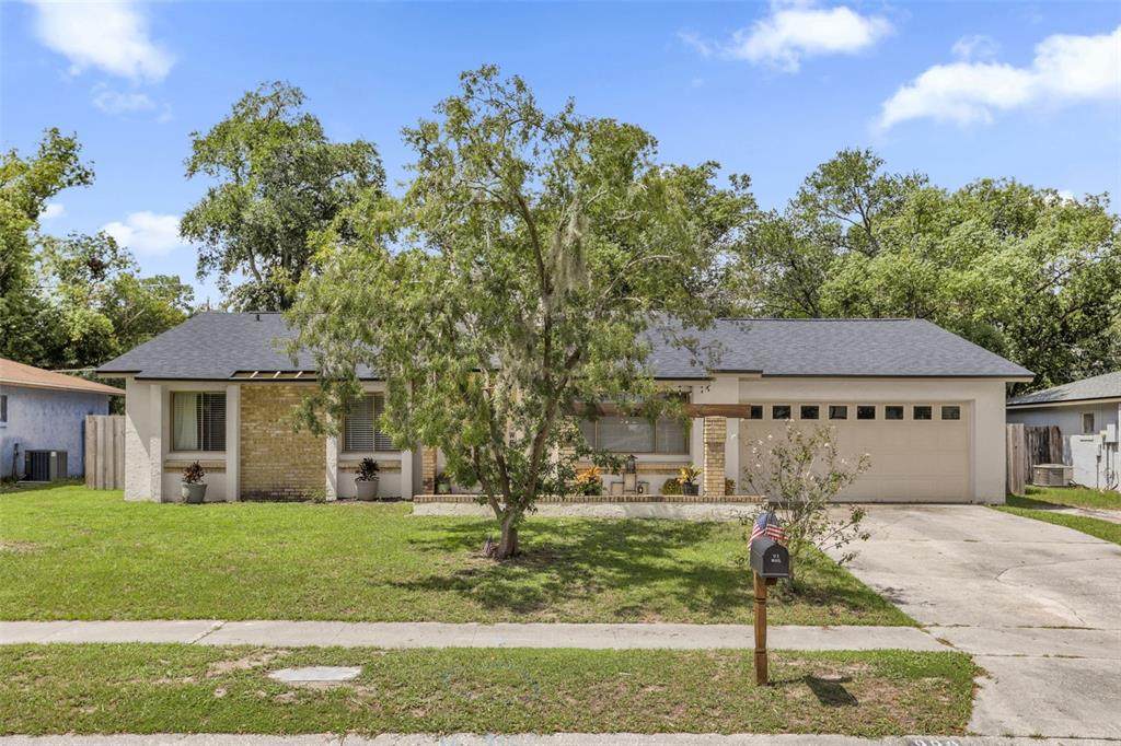 990 Waverly Drive - Photo 1
