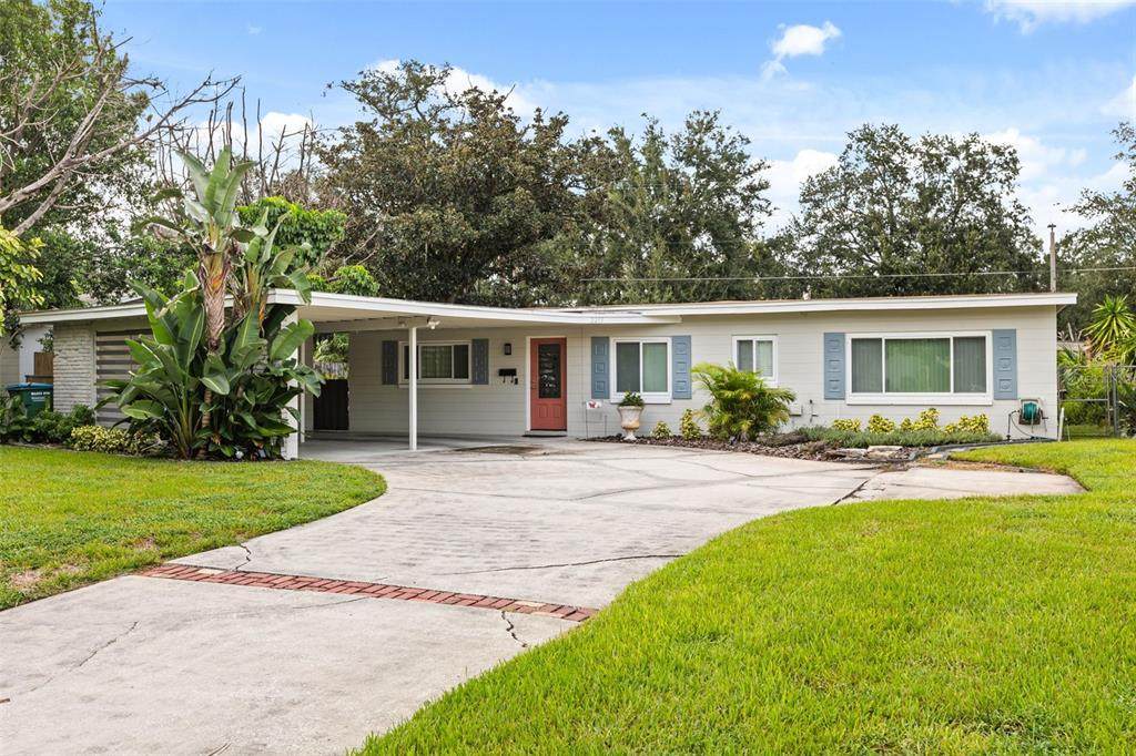 2215 Woodcrest Drive - Photo 1
