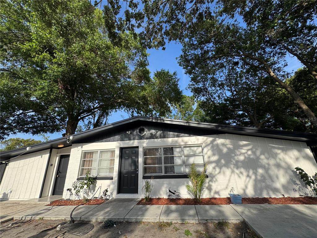 1386 Clematis Lane - Photo 1