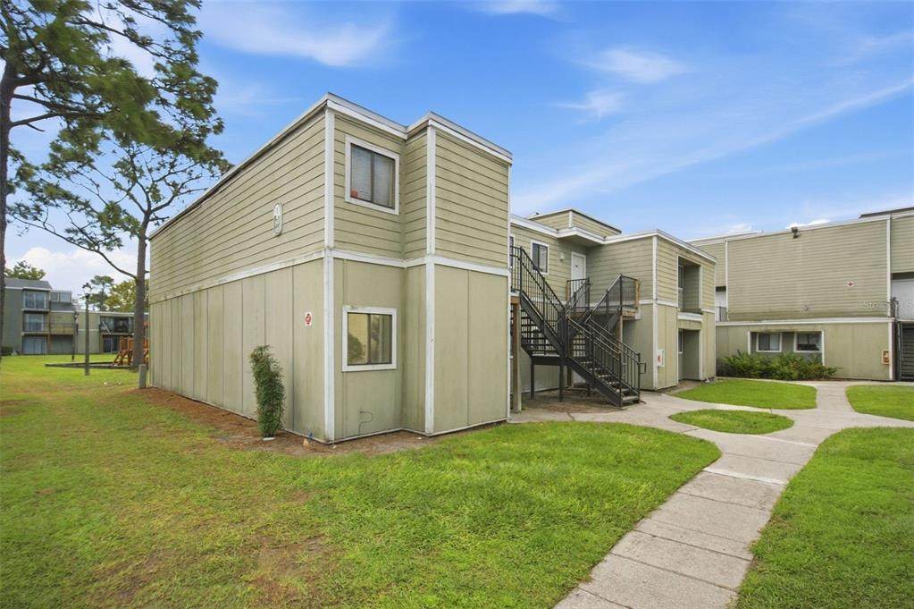 163 Scottsdale Square - Photo 1