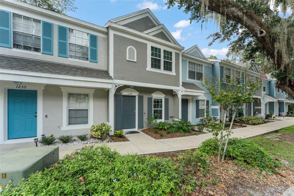 1234 Vineland Place - Photo 1