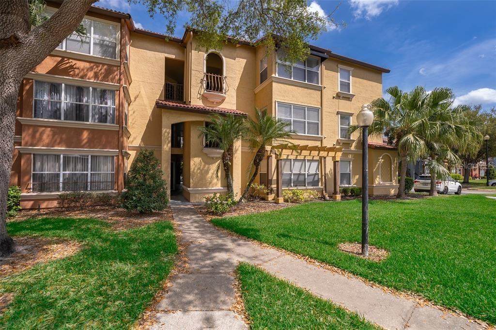 5128 Conroy Road - Photo 1