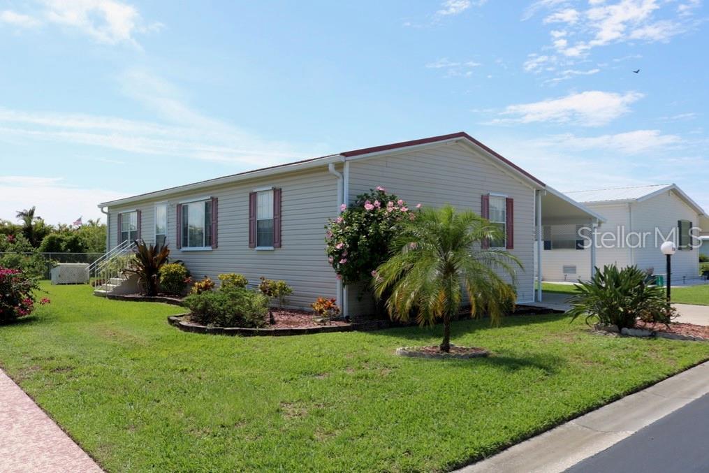1635 35TH Circle - Photo 1