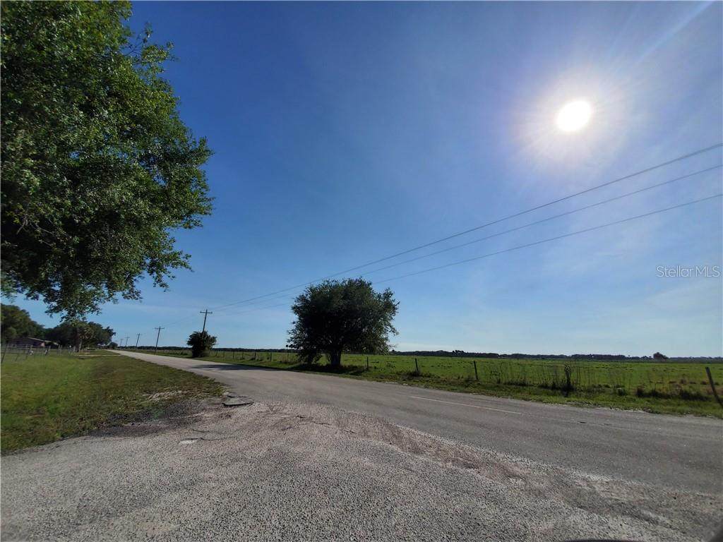 9564 80TH Avenue - Photo 1