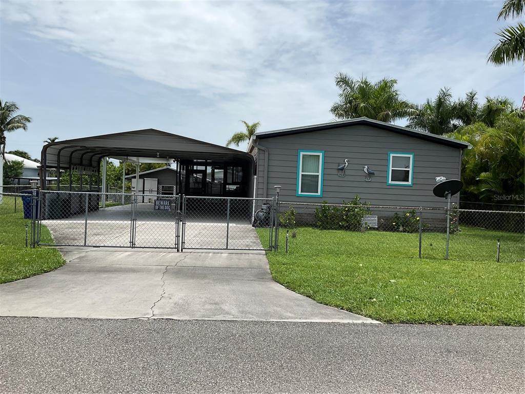 1558 Chobee Street - Photo 1