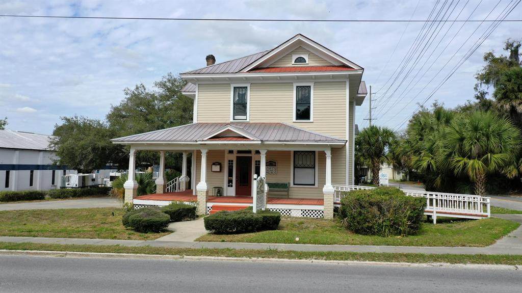 151 8TH Street - Photo 1