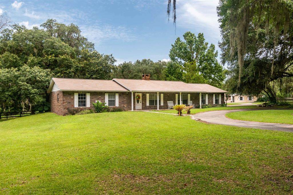 8085 120th Street - Photo 1