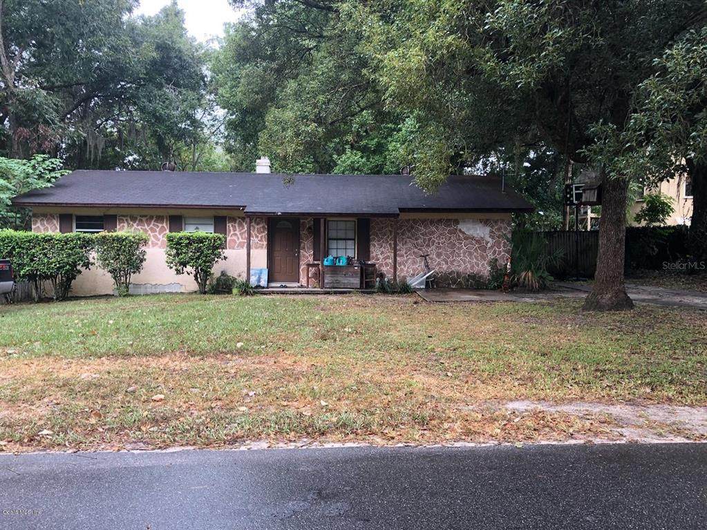 812 9th Avenue - Photo 1