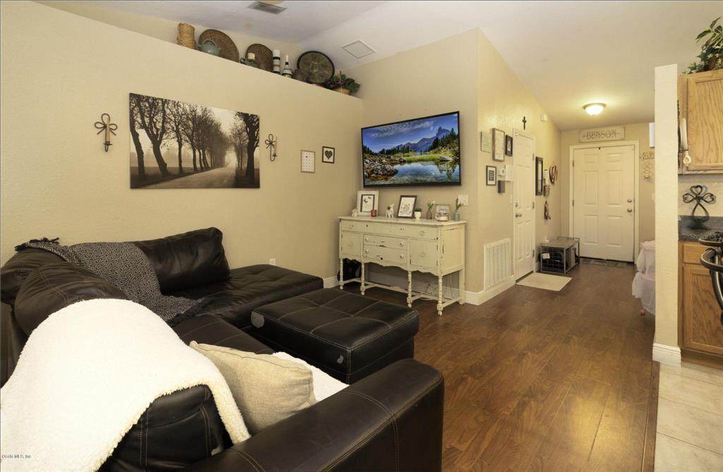 5504 61st Avenue - Photo 1