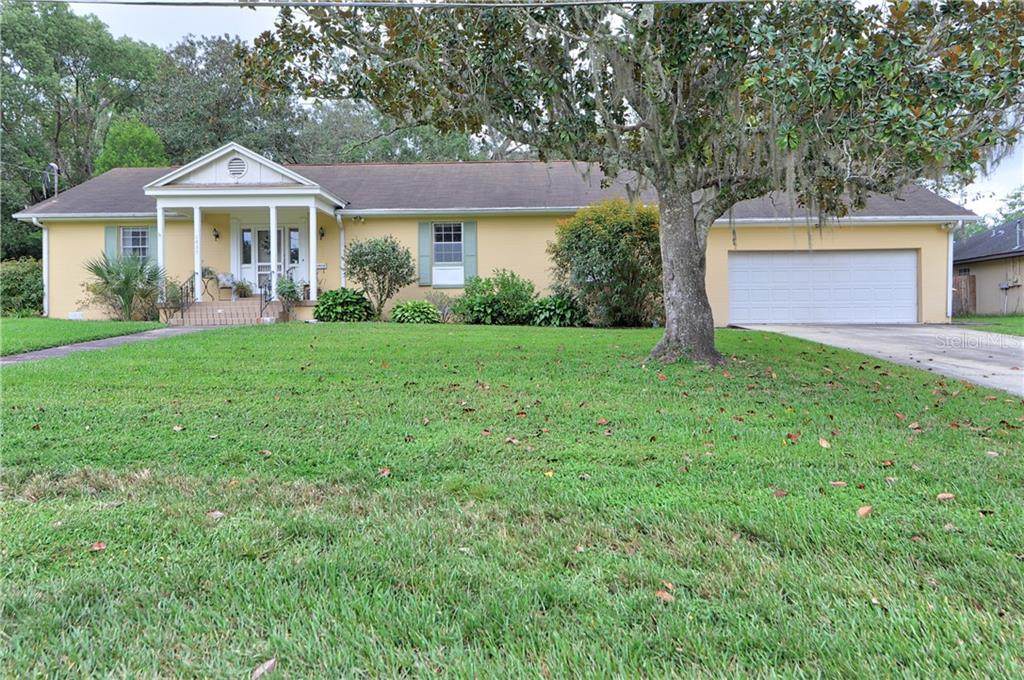 1433 10TH Avenue - Photo 1