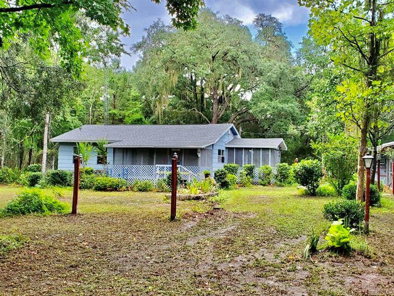651 168TH Terrace - Photo 1