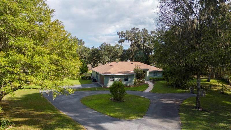 35 Lake Wood Circle - Photo 1