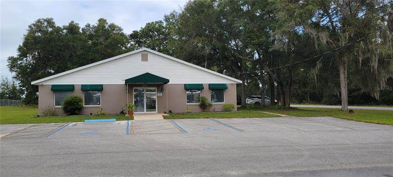 7325 32ND Street - Photo 1