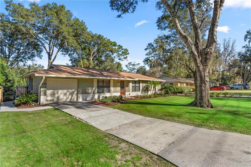 1233 19TH Street - Photo 1
