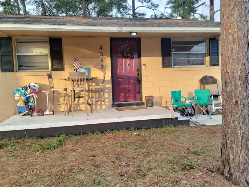 4343 12 Street - Photo 1