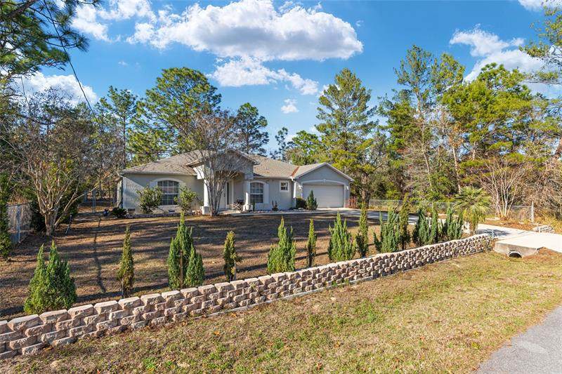 336 Locust Pass - Photo 1