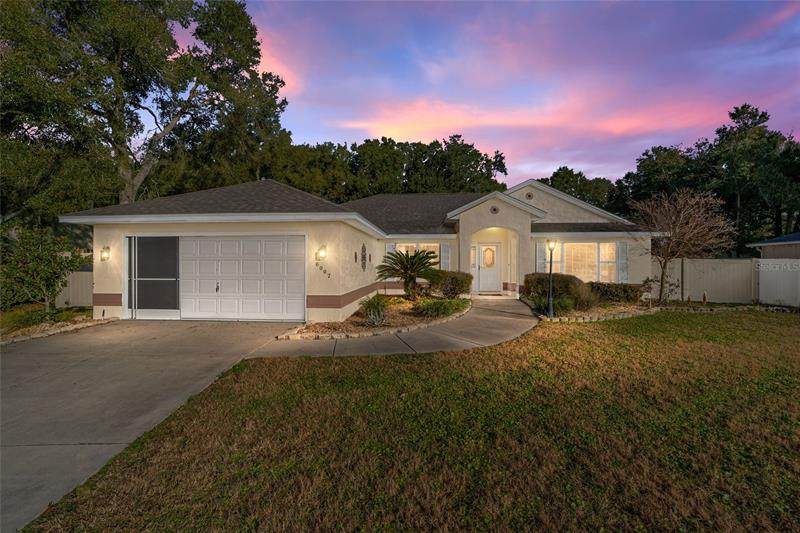 6007 107TH Street - Photo 1