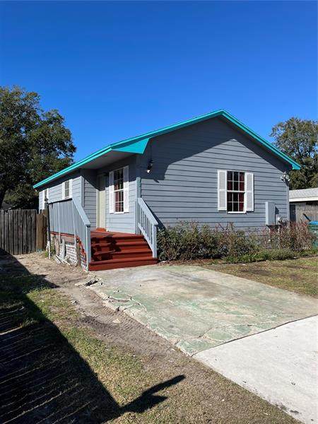 908 Grant Street - Photo 1