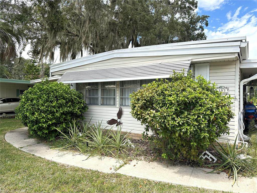 103 Tamarisk Way - Photo 1