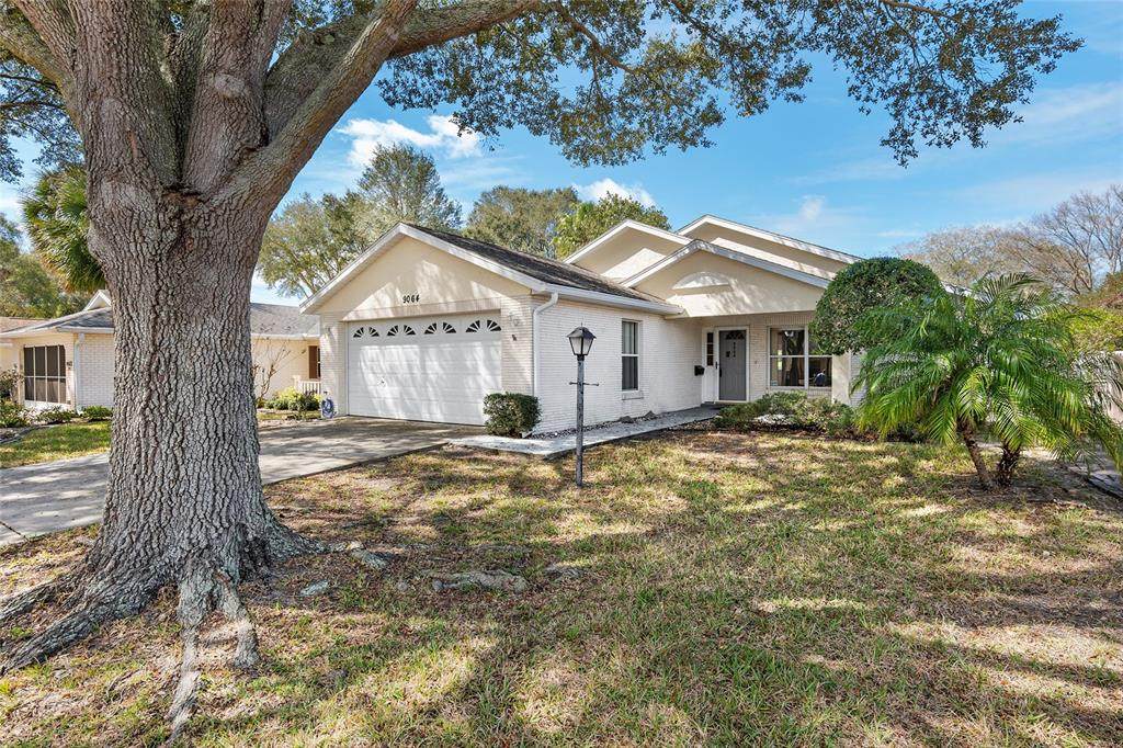 9064 91ST Circle - Photo 1