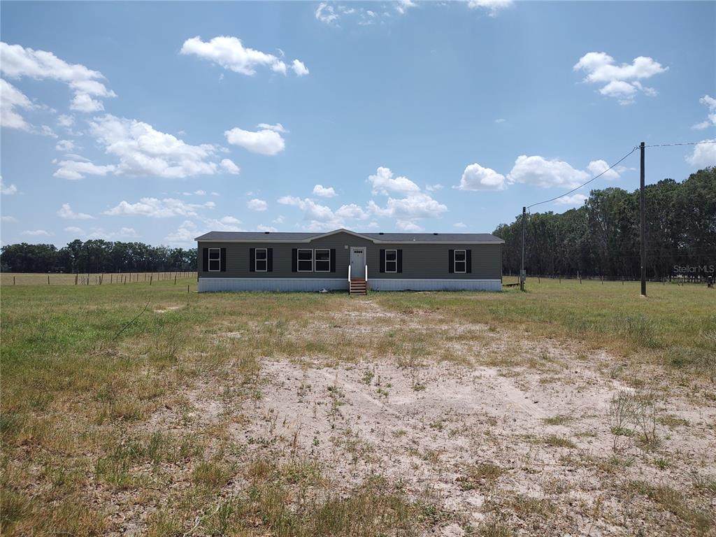 29499 46 Avenue - Photo 1