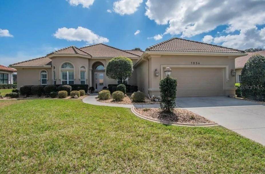 1056 White Oak Place - Photo 1