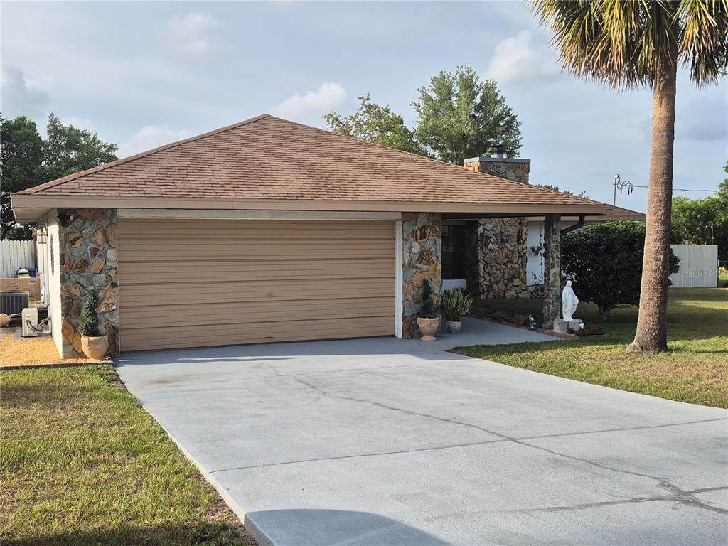 21511 Plantation Street - Photo 1