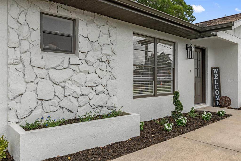21191 Plantation Street - Photo 1