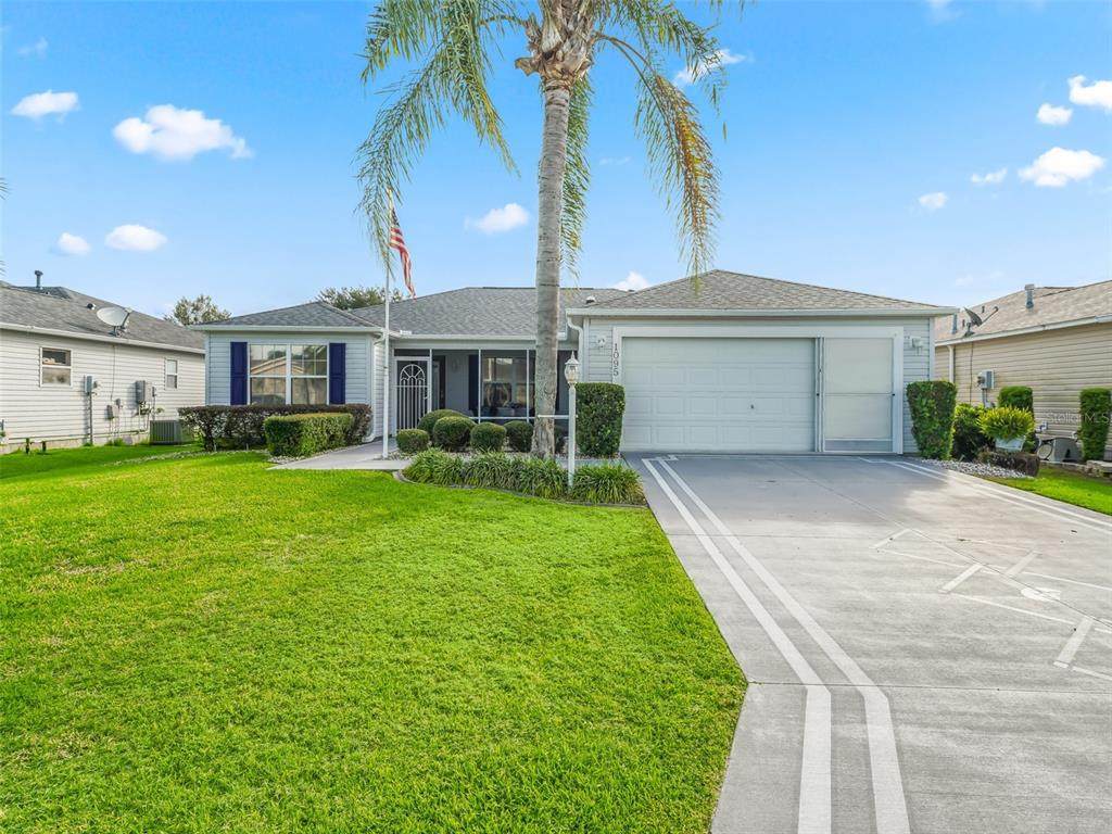 1095 Blythe Way - Photo 1