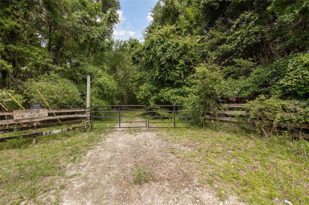8530 160TH Avenue - Photo 1