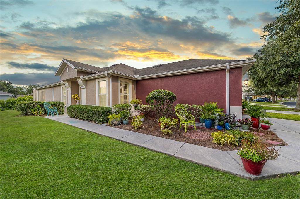 7091 91ST Court - Photo 1