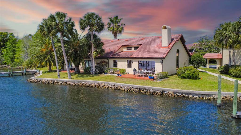 363 14TH Place - Photo 1