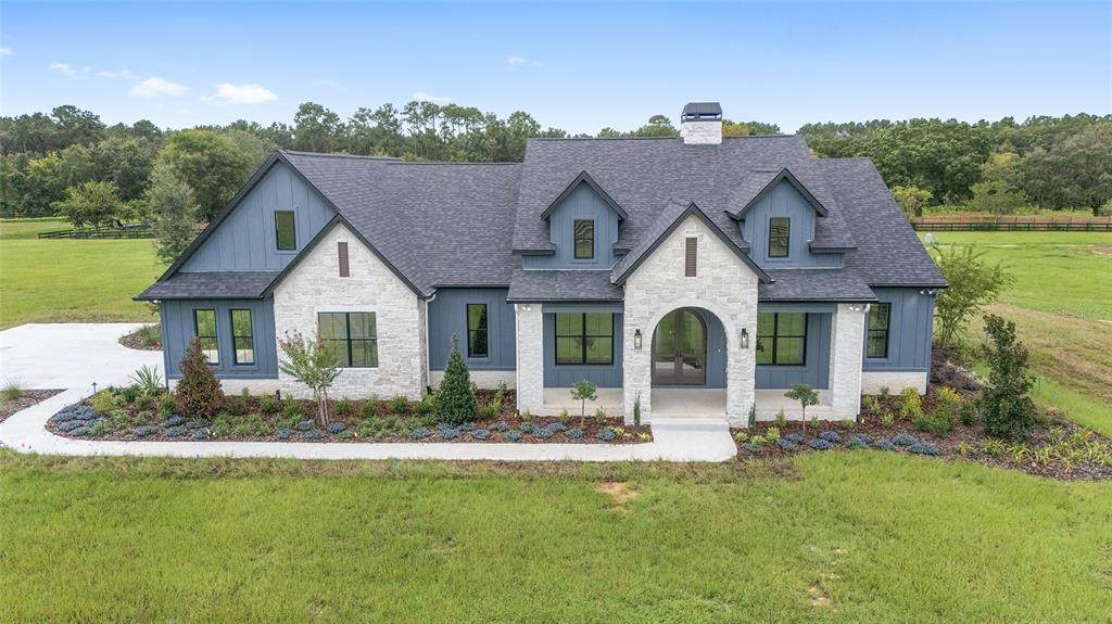 11324 50 Lane - Photo 1